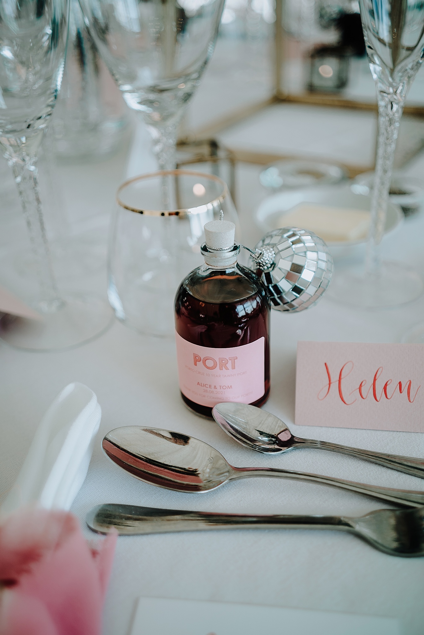 ALTRINCHAM-WEDDING-PHOTOGRAPHY-ALICE-TOM-CAPESTHORNE-HALL-26