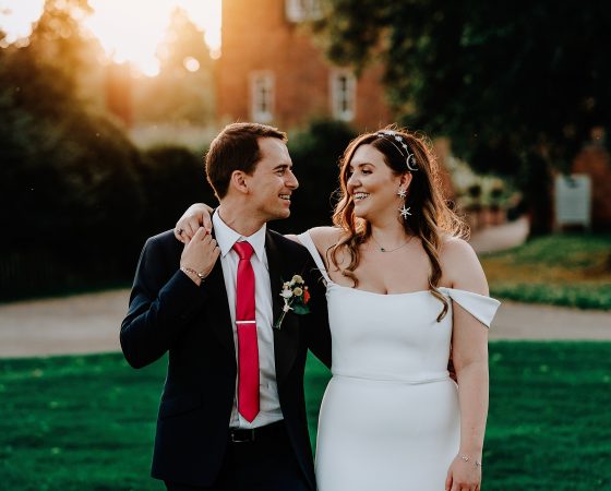 Mr & Mrs Turngold – A Chic Capesthorne Hall Wedding