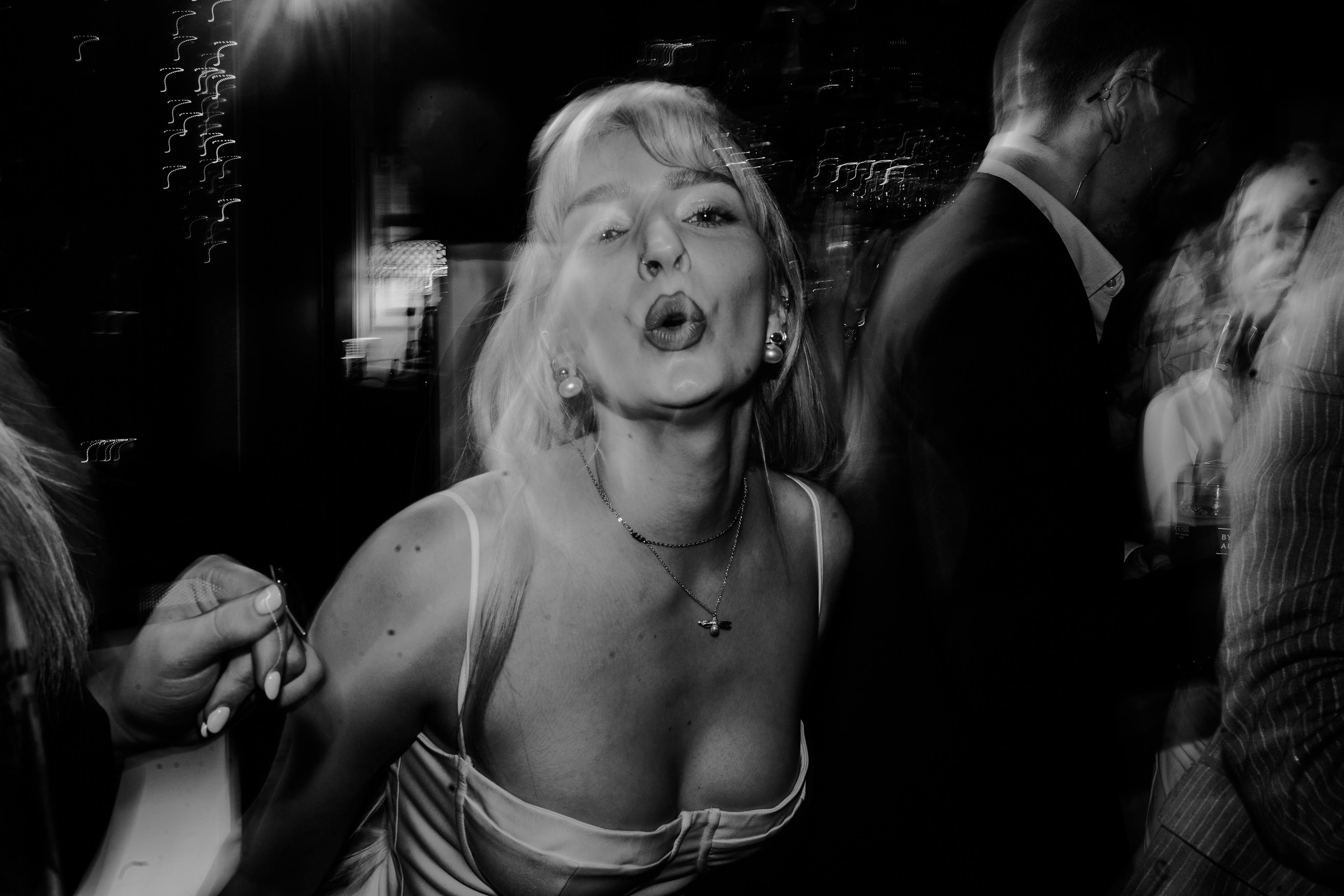 AMY-LOUISE-PHOTOGRAPHY-MANCHESTER-WEDDING-PHOTOGRAPHY-DONNA-ERIN-TOM-THE-BLACKFRIAR-SALFORD-118