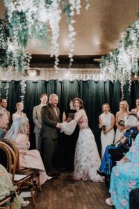 AMY-LOUISE-PHOTOGRAPHY-MANCHESTER-WEDDING-PHOTOGRAPHY-DONNA-ERIN-TOM-THE-BLACKFRIAR-SALFORD-26