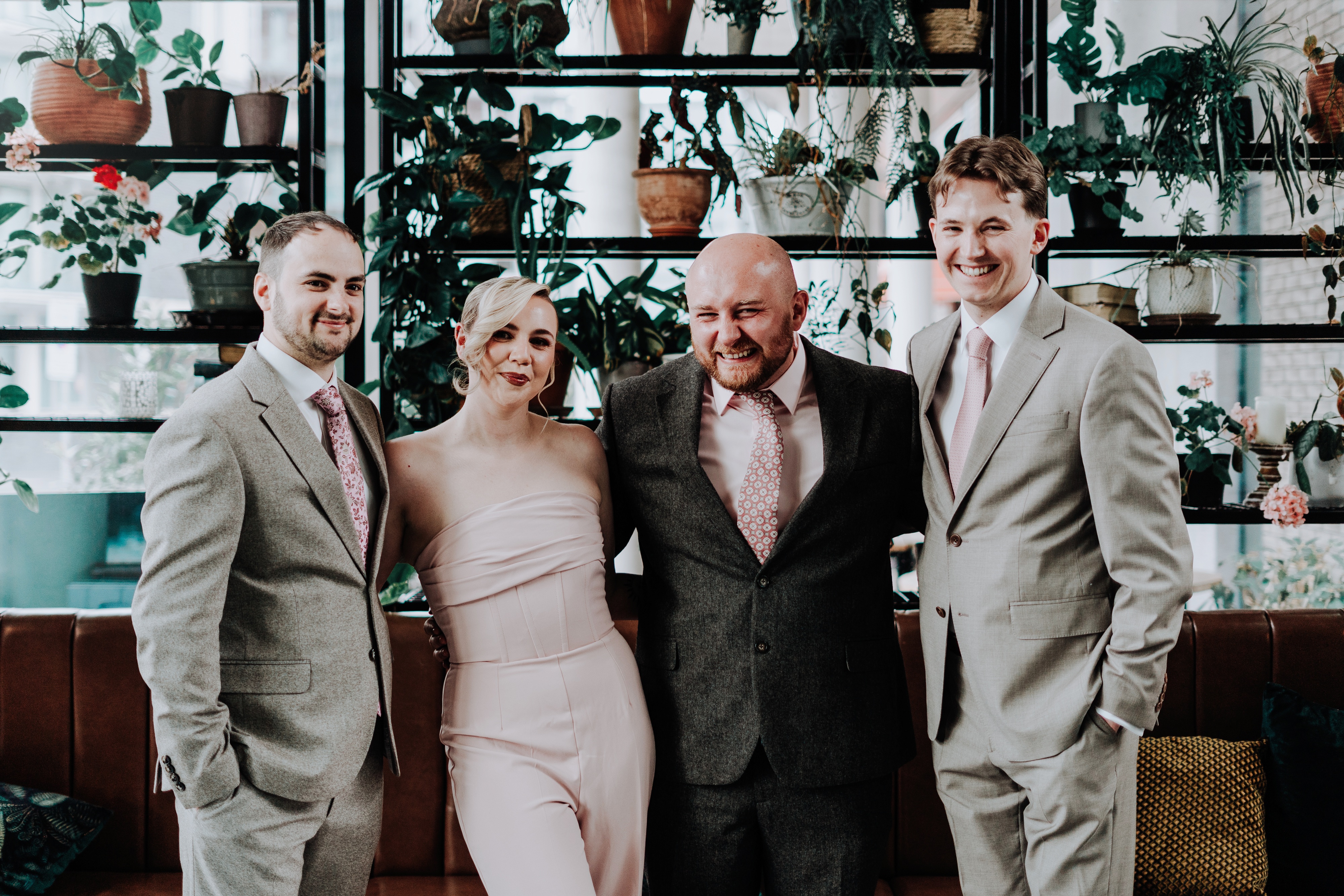 AMY-LOUISE-PHOTOGRAPHY-MANCHESTER-WEDDING-PHOTOGRAPHY-DONNA-ERIN-TOM-THE-BLACKFRIAR-SALFORD-54