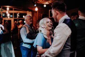AMY-LOUISE-PHOTOGRAPHY-NATHAN-CATHERINE-BASHALL-BARN-110