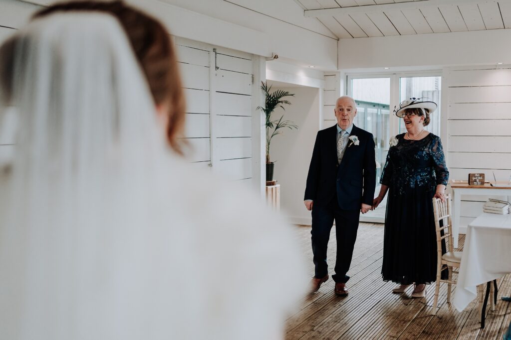 AMY-LOUISE-PHOTOGRAPHY-NATHAN-CATHERINE-BASHALL-BARN-24