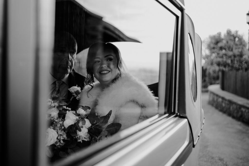 AMY-LOUISE-PHOTOGRAPHY-NATHAN-CATHERINE-BASHALL-BARN-30