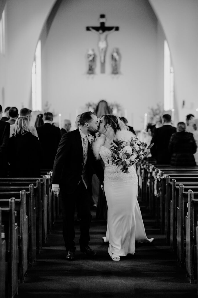 AMY-LOUISE-PHOTOGRAPHY-NATHAN-CATHERINE-BASHALL-BARN-51