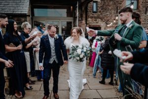 AMY-LOUISE-PHOTOGRAPHY-NATHAN-CATHERINE-BASHALL-BARN-70
