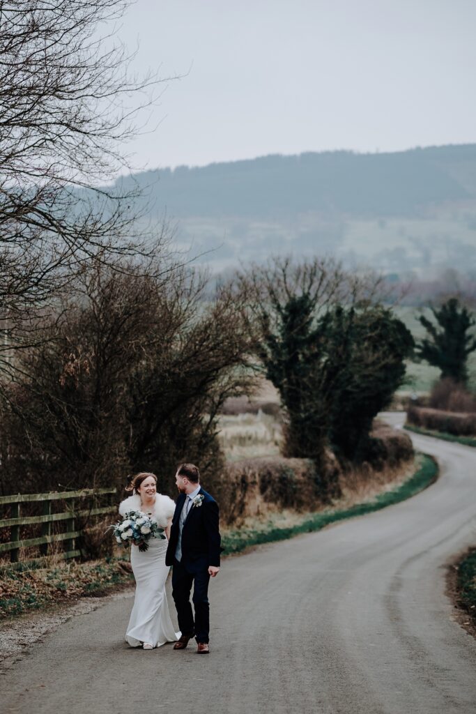 AMY-LOUISE-PHOTOGRAPHY-NATHAN-CATHERINE-BASHALL-BARN-92