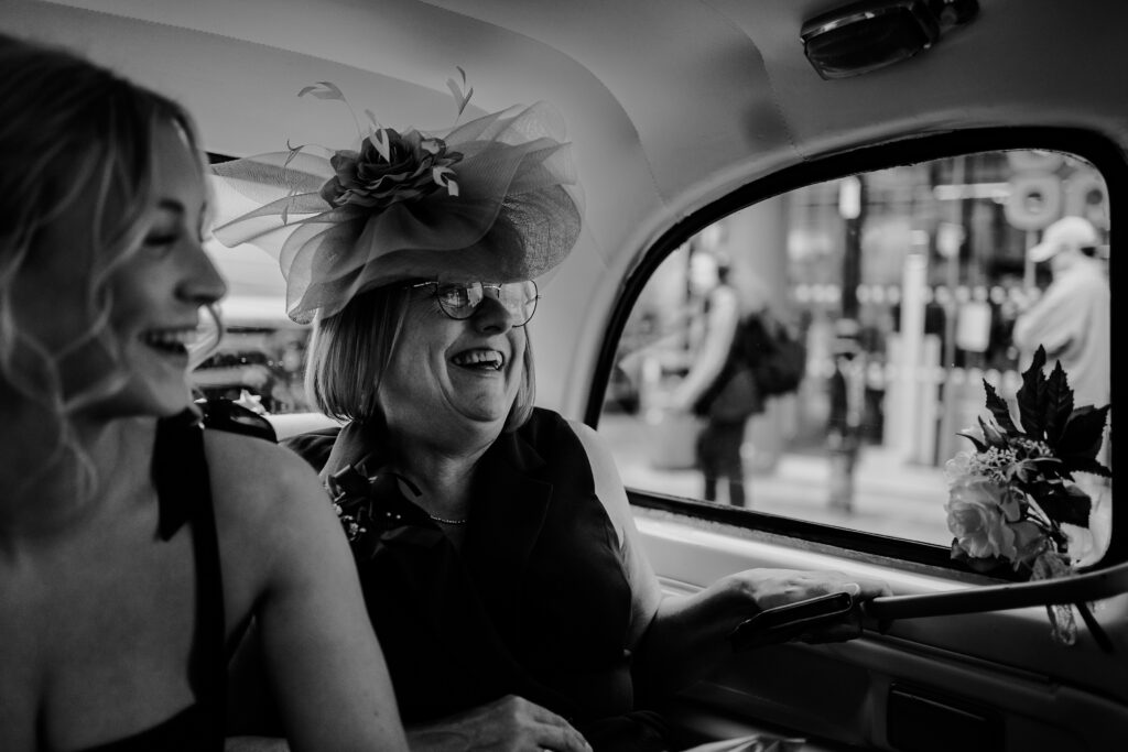 AMY-LOUISE-PHOTOGRAPHY-THE-BLACFRIAR-SALFORD-ESTHER-ALEX-WEDDING-24