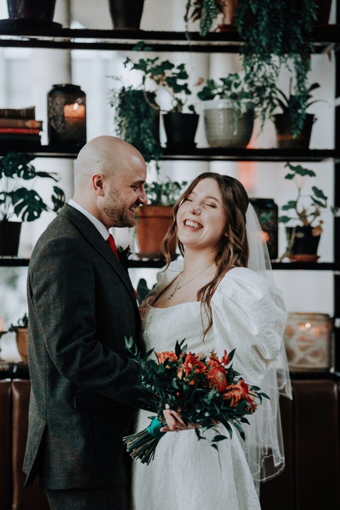 AMY-LOUISE-PHOTOGRAPHY-THE-BLACFRIAR-SALFORD-ESTHER-ALEX-WEDDING-61