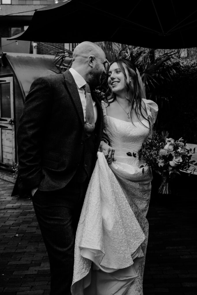 AMY-LOUISE-PHOTOGRAPHY-THE-BLACFRIAR-SALFORD-ESTHER-ALEX-WEDDING-65