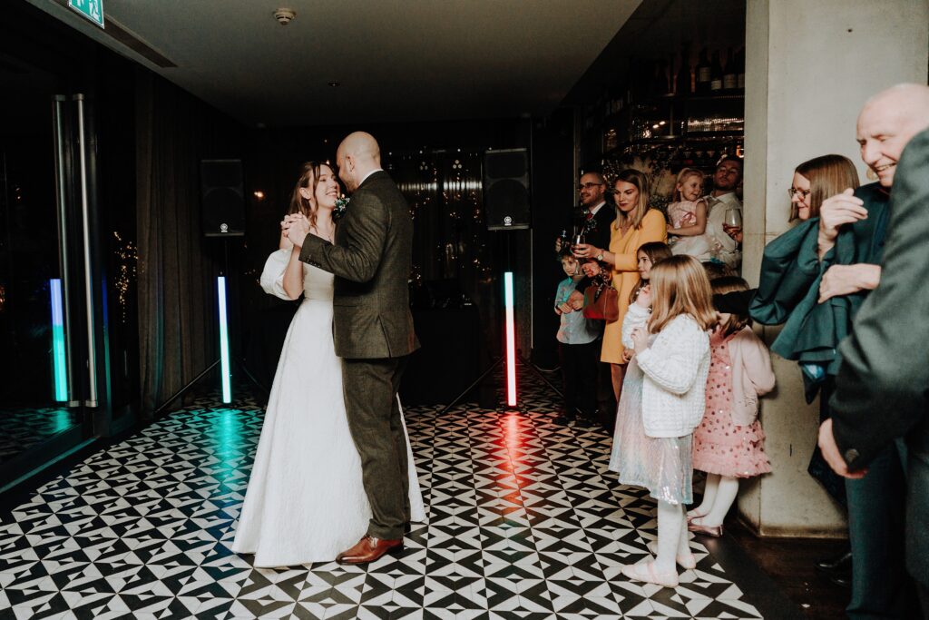 AMY-LOUISE-PHOTOGRAPHY-THE-BLACFRIAR-SALFORD-ESTHER-ALEX-WEDDING-88