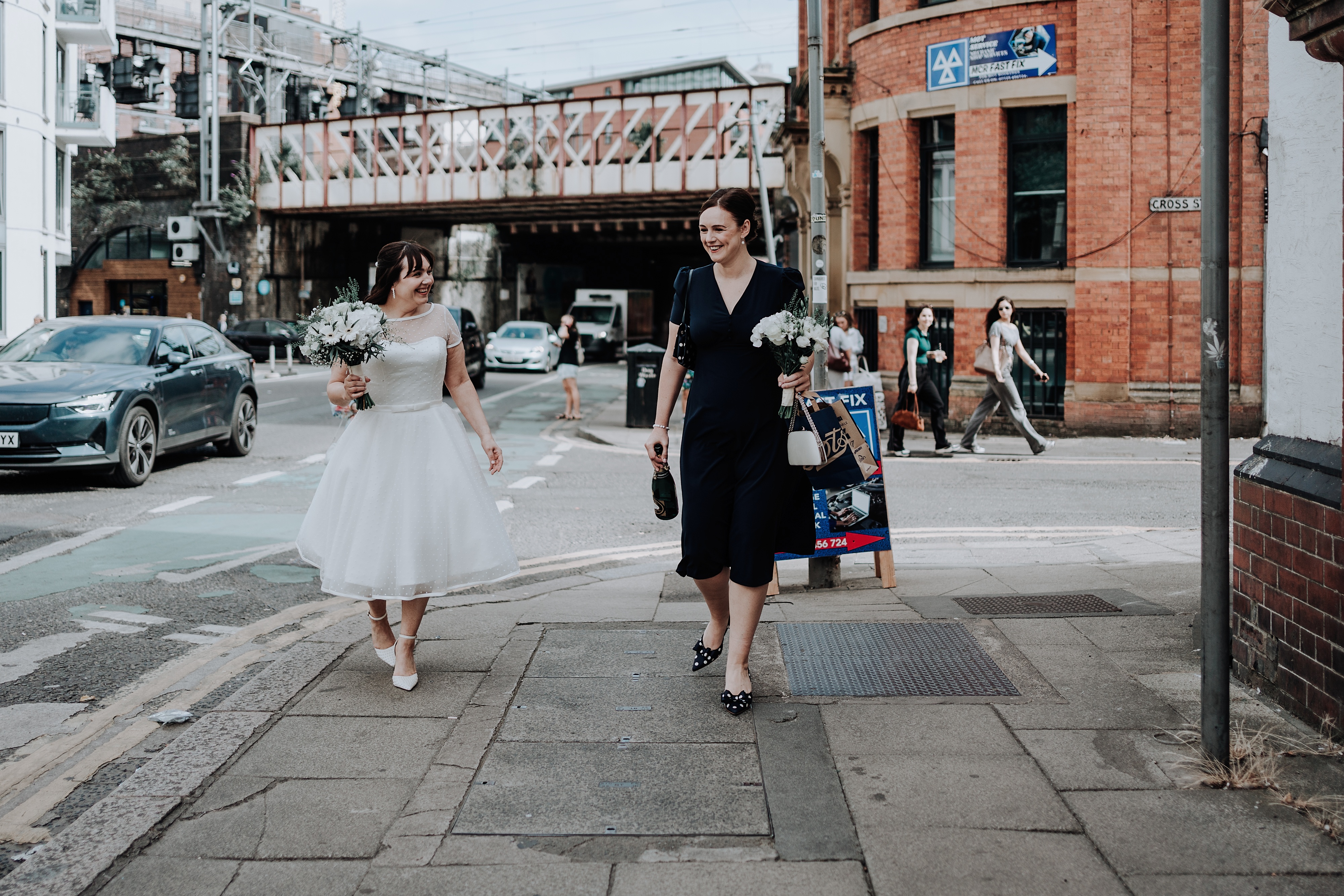 AMY-LOUISE-PHOTOGRAPHY-THE-BLACKFRIAR-SALFORD-CAROLINE-ANDREW-WEDDING-20