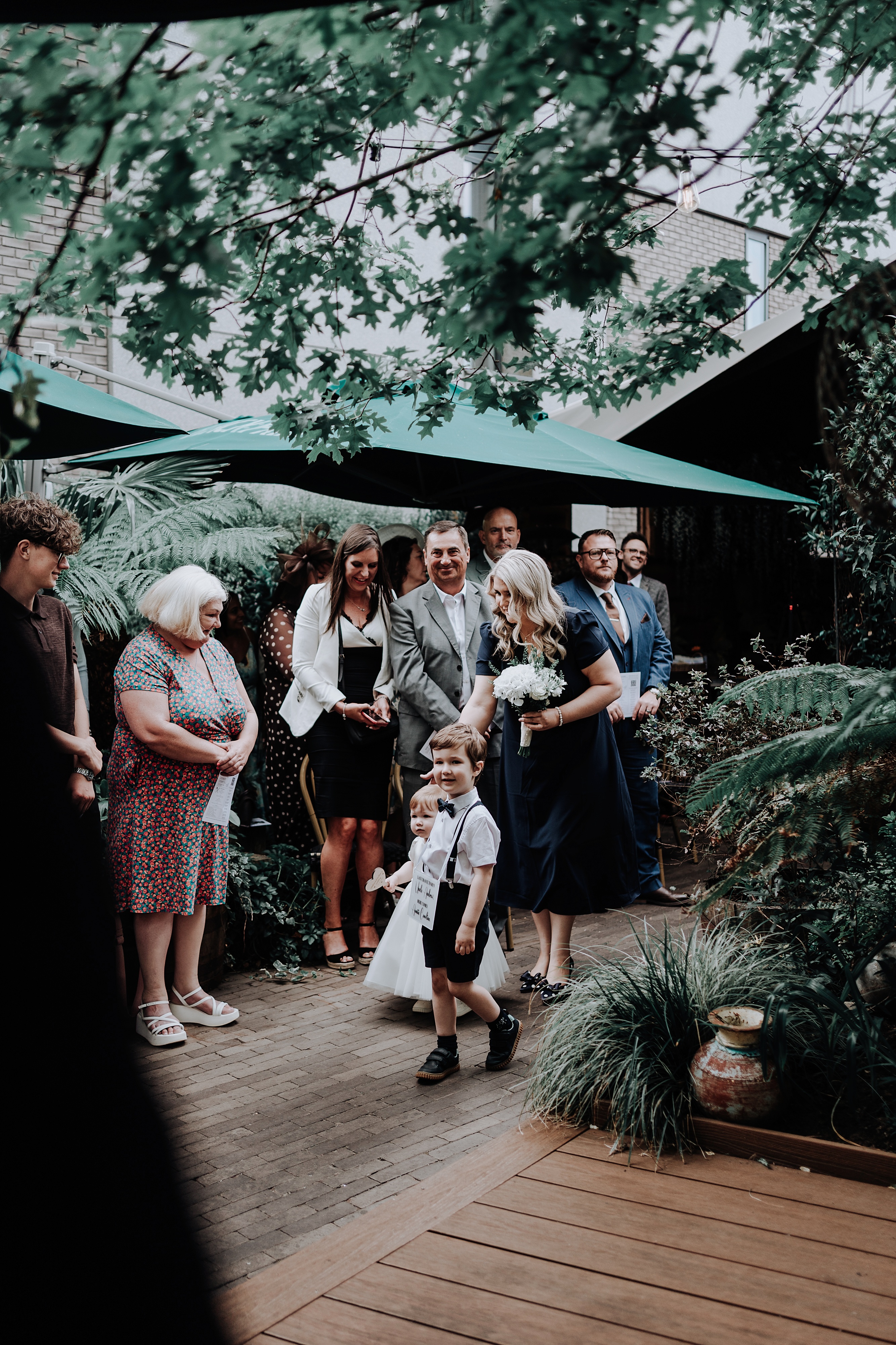 AMY-LOUISE-PHOTOGRAPHY-THE-BLACKFRIAR-SALFORD-CAROLINE-ANDREW-WEDDING-23
