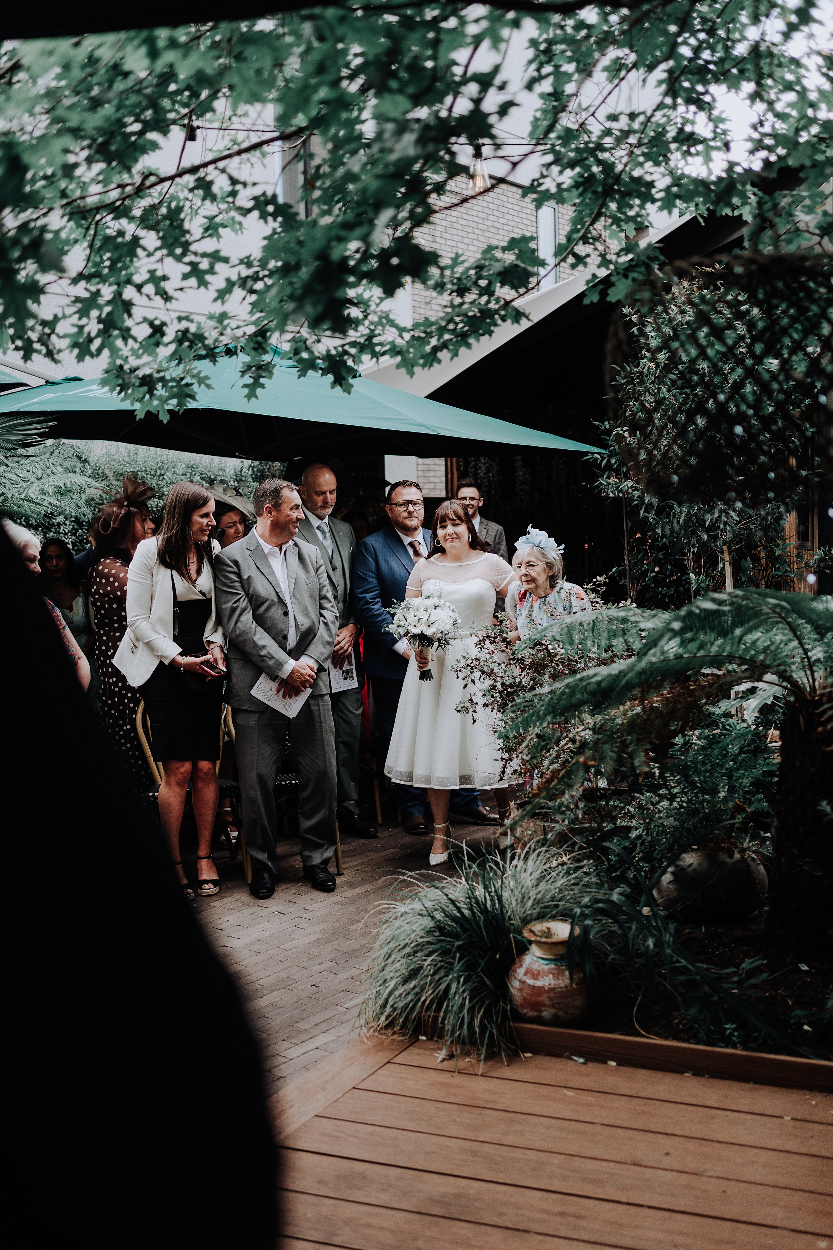 AMY-LOUISE-PHOTOGRAPHY-THE-BLACKFRIAR-SALFORD-CAROLINE-ANDREW-WEDDING-24