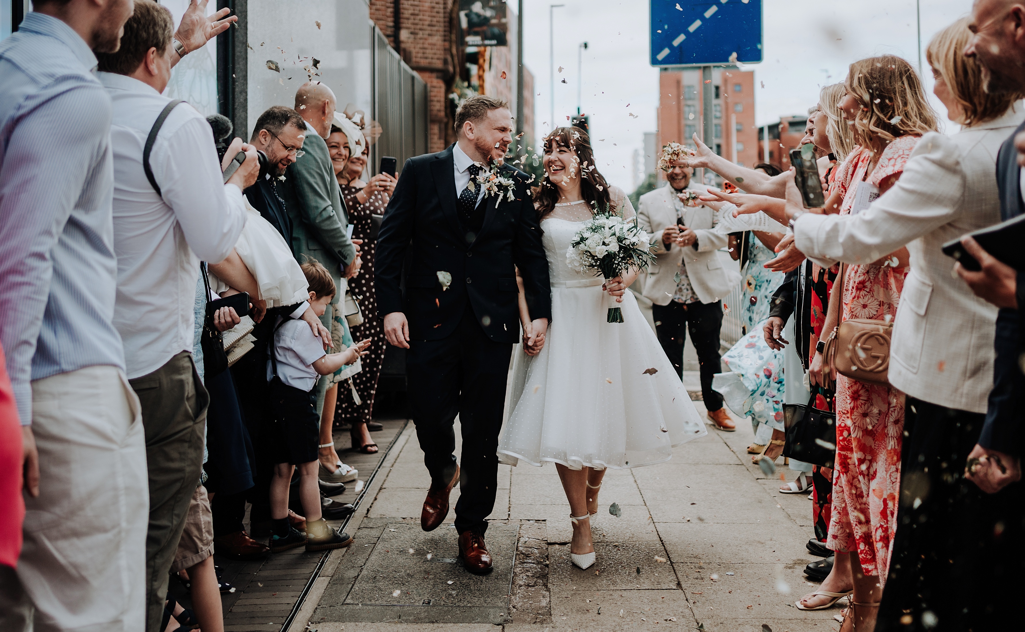 AMY-LOUISE-PHOTOGRAPHY-THE-BLACKFRIAR-SALFORD-CAROLINE-ANDREW-WEDDING-29