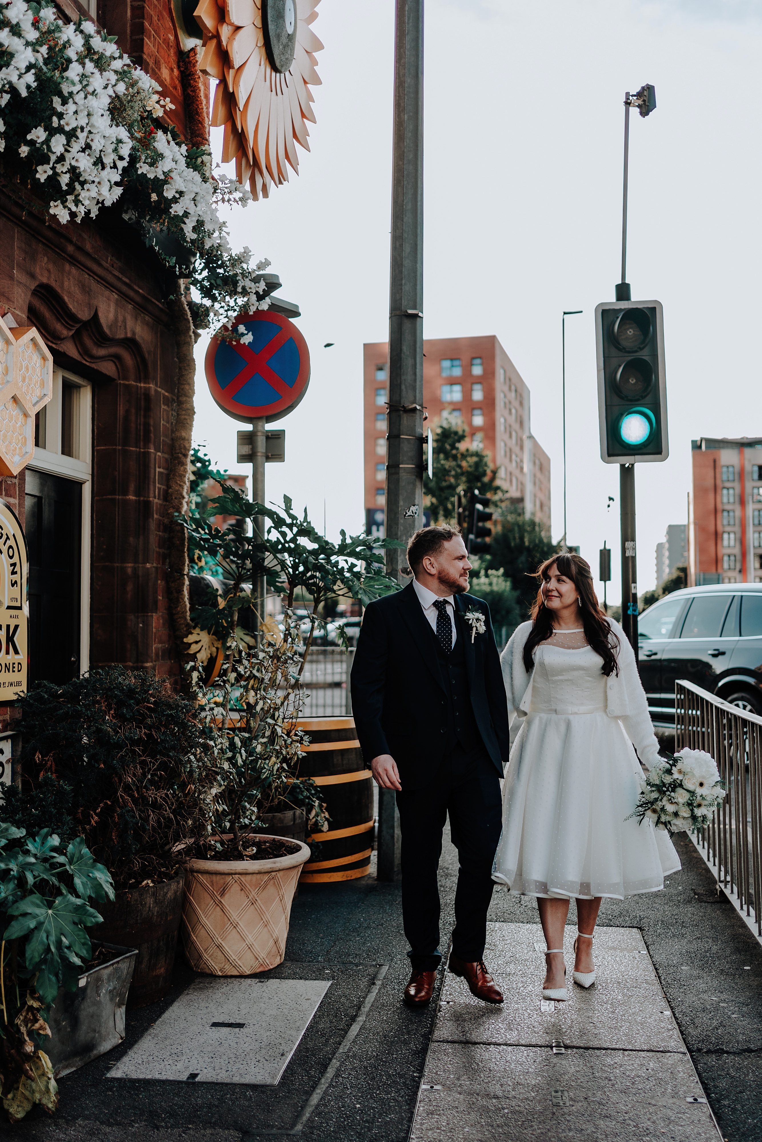 AMY-LOUISE-PHOTOGRAPHY-THE-BLACKFRIAR-SALFORD-CAROLINE-ANDREW-WEDDING-52