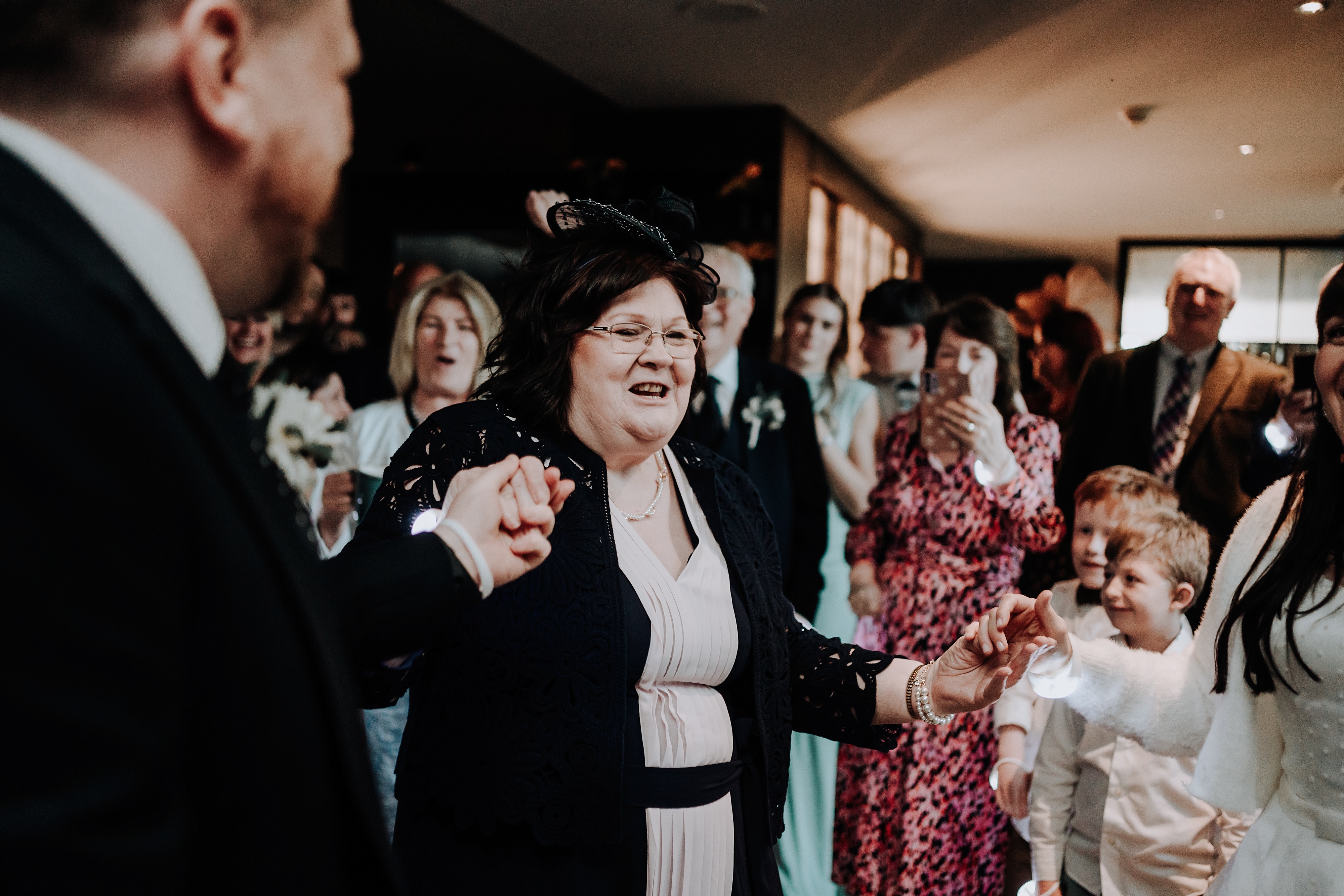 AMY-LOUISE-PHOTOGRAPHY-THE-BLACKFRIAR-SALFORD-CAROLINE-ANDREW-WEDDING-58