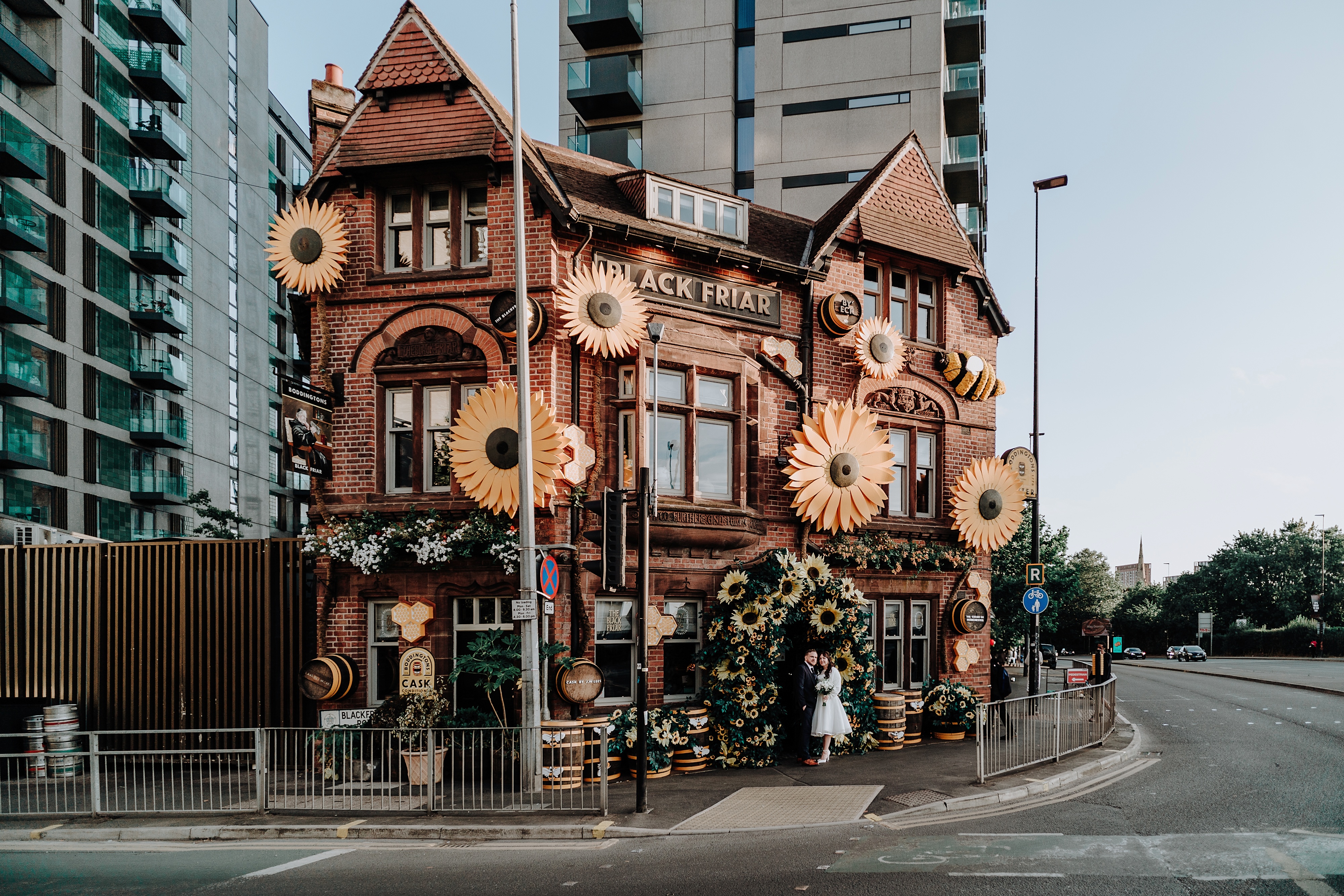AMY-LOUISE-PHOTOGRAPHY-THE-BLACKFRIAR-SALFORD-CAROLINE-ANDREW-WEDDING-87