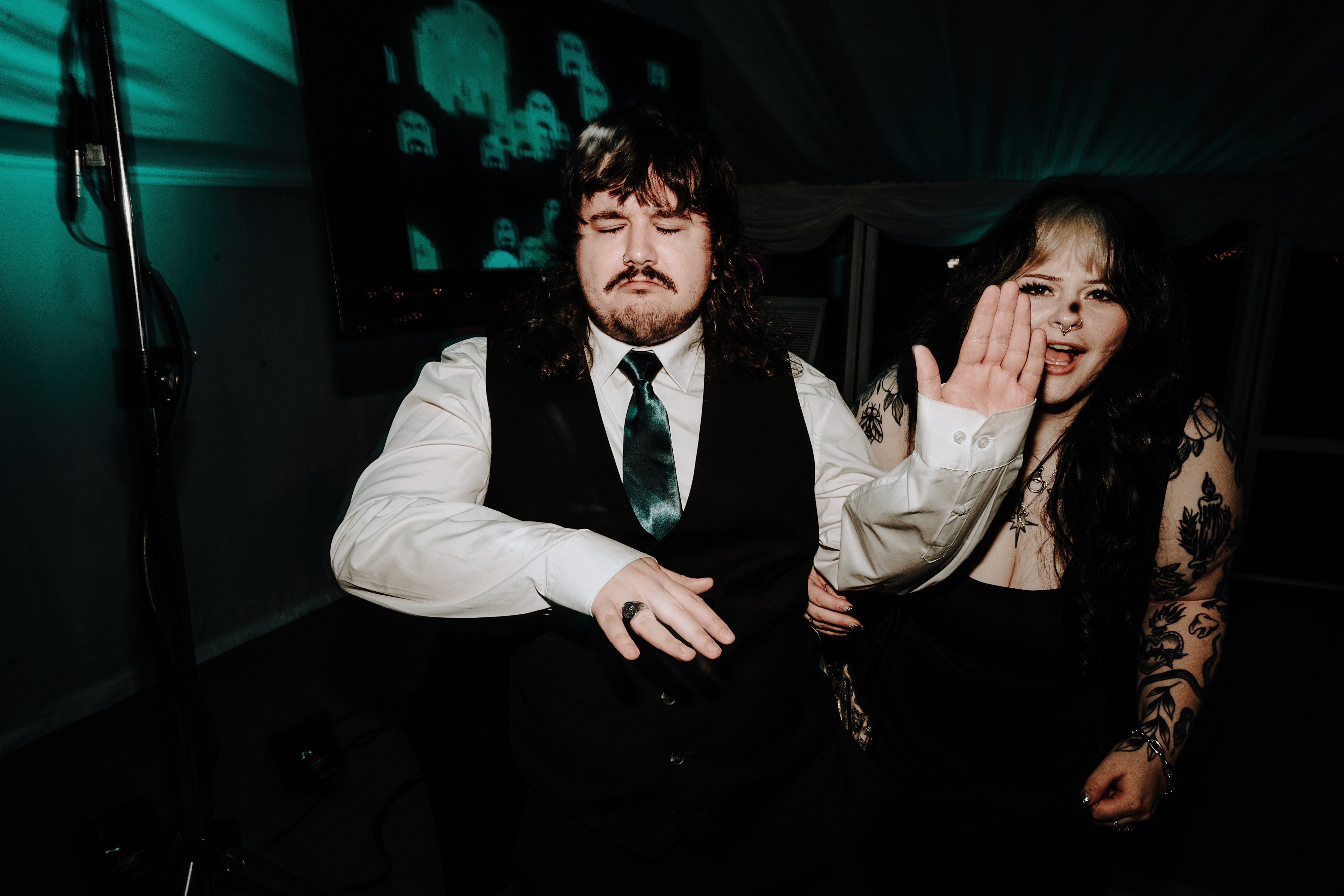 AMY-LOUISE-PHOTOGRAPHY-TODD-JAZZ-TISSINGTON-HALL-137