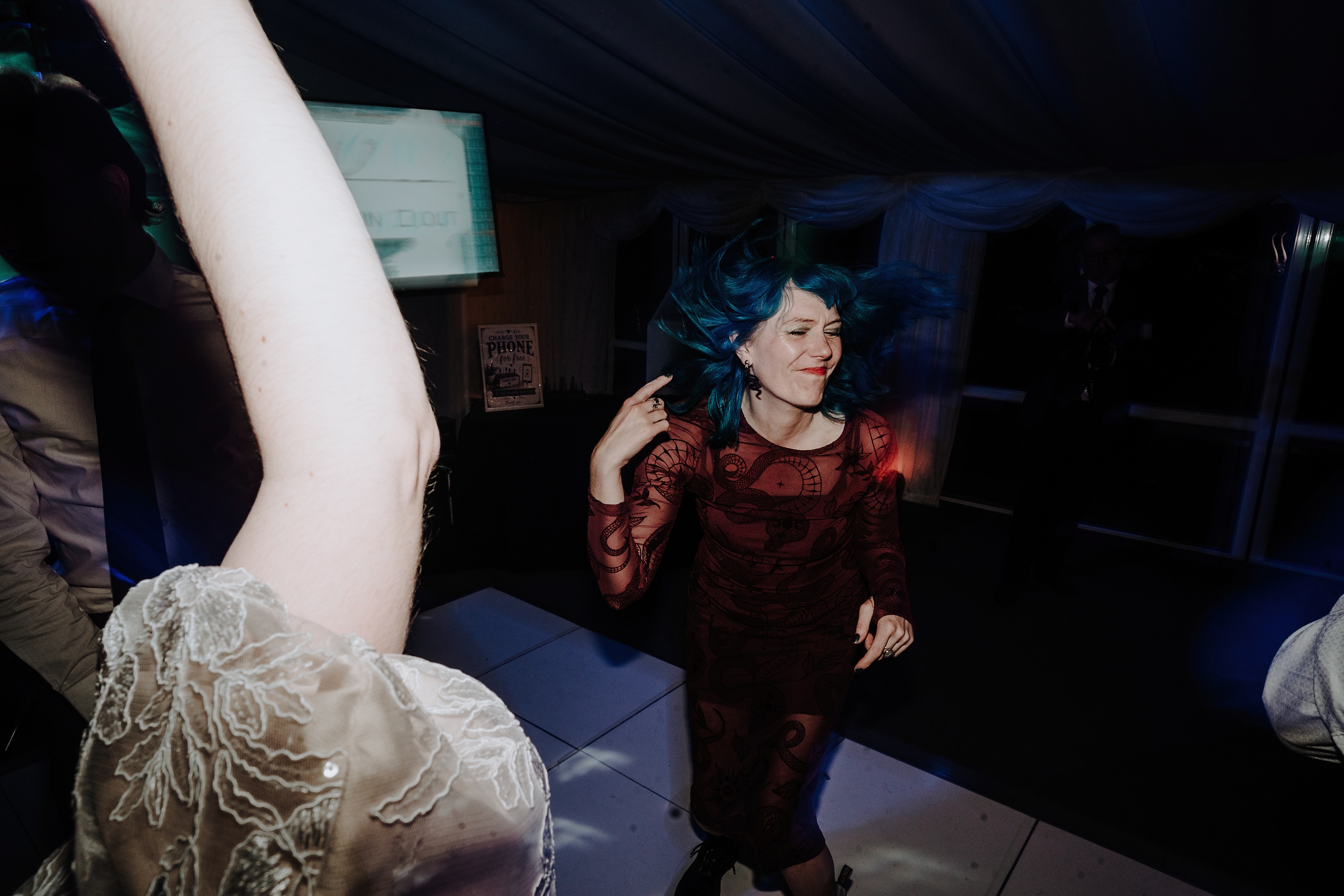 AMY-LOUISE-PHOTOGRAPHY-TODD-JAZZ-TISSINGTON-HALL-141