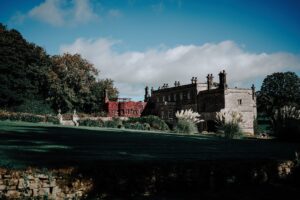 AMY-LOUISE-PHOTOGRAPHY-TODD-JAZZ-TISSINGTON-HALL-4