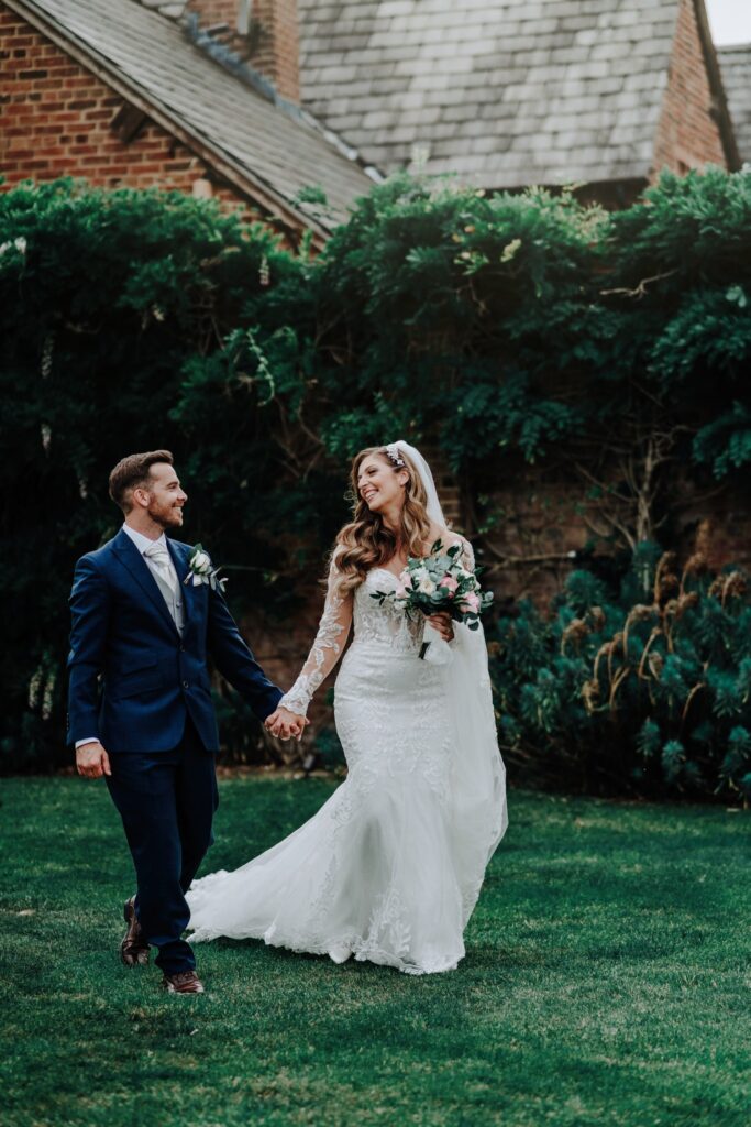 CHESHIRE-WEDDING-PHOTOGRAPHY-ADAM-MARIA-MERRYDALE-MANOR-36