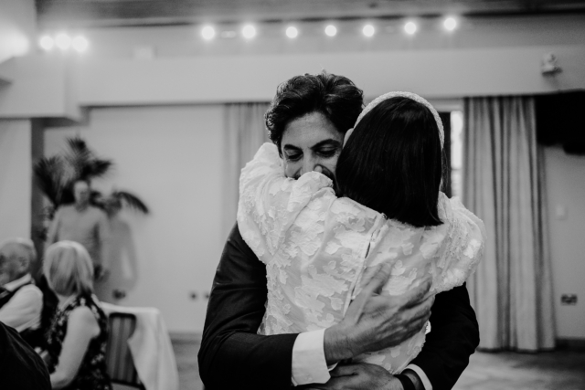CHESHIRE-WEDDING-PHOTOGRAPHY-CHESTER-ZOO-HANDE-SAM-64