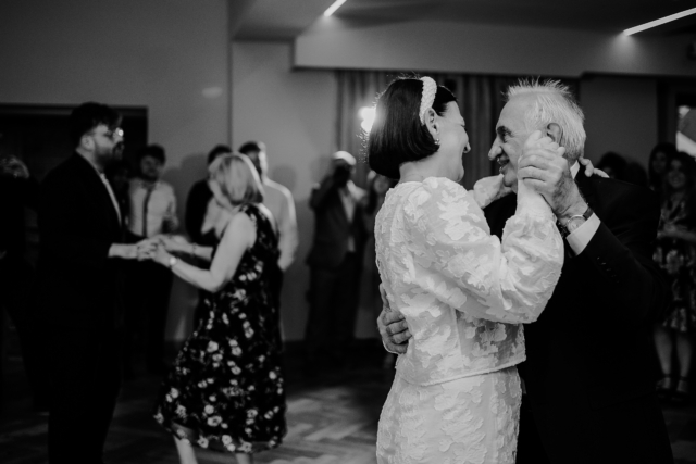 CHESHIRE-WEDDING-PHOTOGRAPHY-CHESTER-ZOO-HANDE-SAM-81