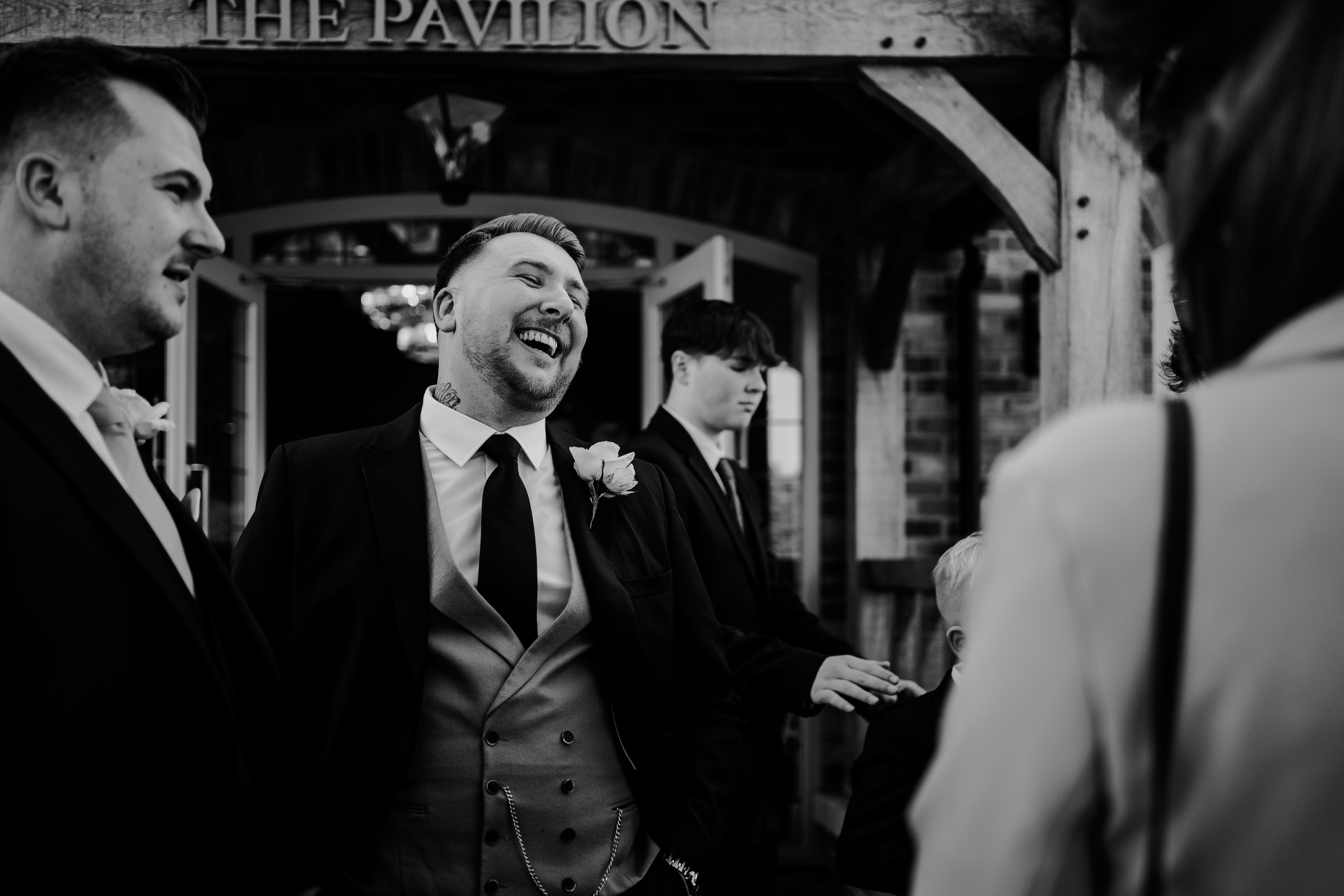 CHESHIRE-WEDDING-PHOTOGRAPHY-COLSHAW-HALL-KIM-LEE-51