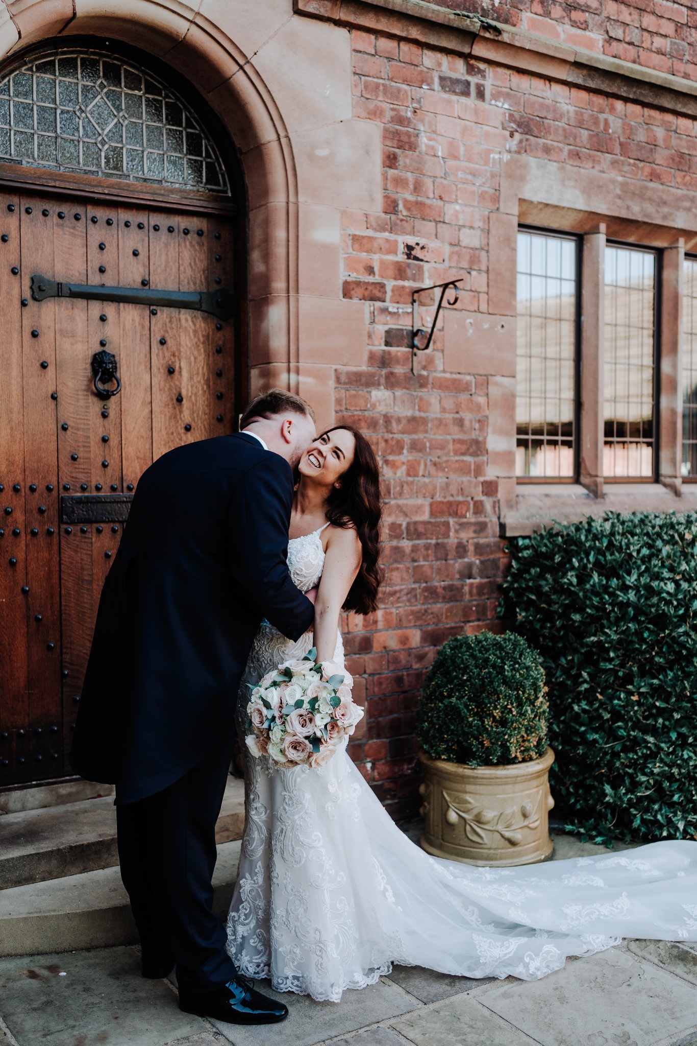 CHESHIRE-WEDDING-PHOTOGRAPHY-COLSHAW-HALL-KIM-LEE-61