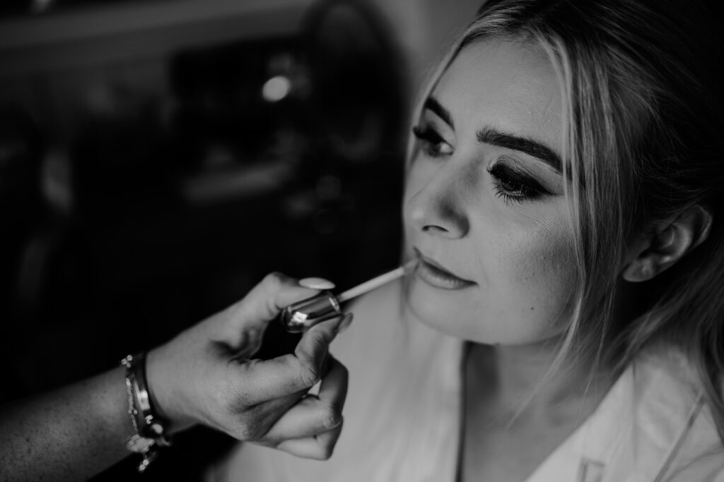 CHESHIRE-WEDDING-PHOTOGRAPHY-DONINGTON-PARK-LYDIA-JAMIE-4