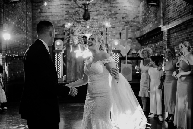 CHESHIRE-WEDDING-PHOTOGRAPHY-DONINGTON-PARK-LYDIA-JAMIE-68