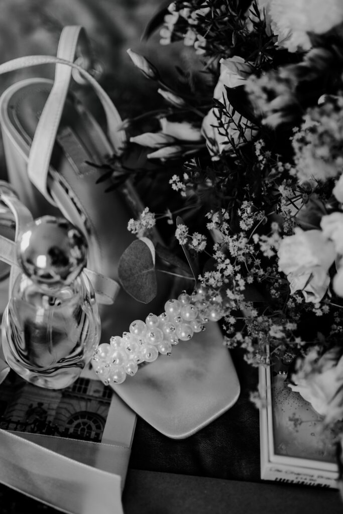 CHESHIRE-WEDDING-PHOTOGRAPHY-DONINGTON-PARK-LYDIA-JAMIE-8