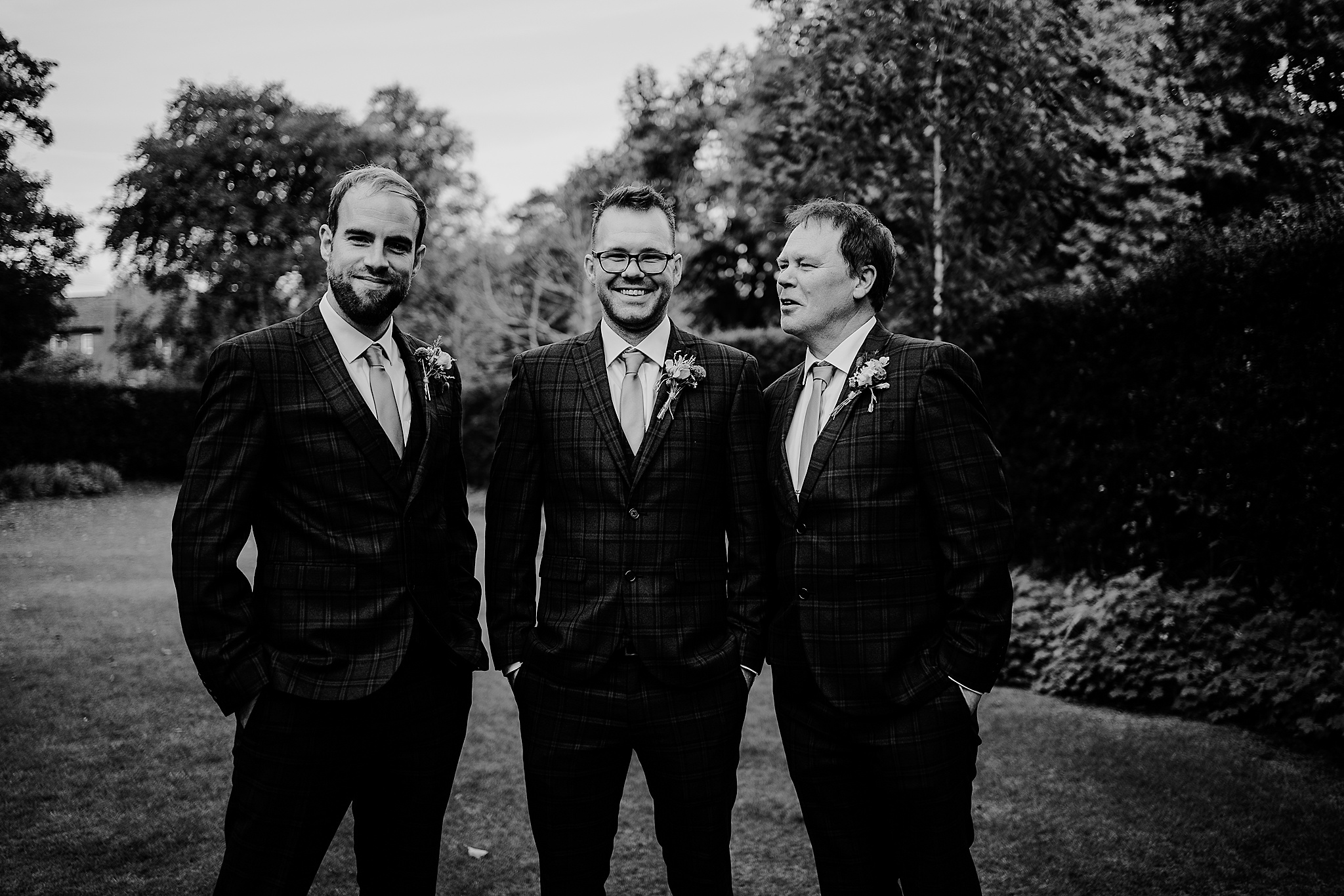 CHESHIRE-WEDDING-PHOTOGRAPHY-KATRINA-AARON-COTTONS-HOTEL-KNUTSFORD-32