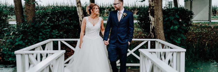 Katrina & Aaron – An Autumnal Cottons Hotel Wedding