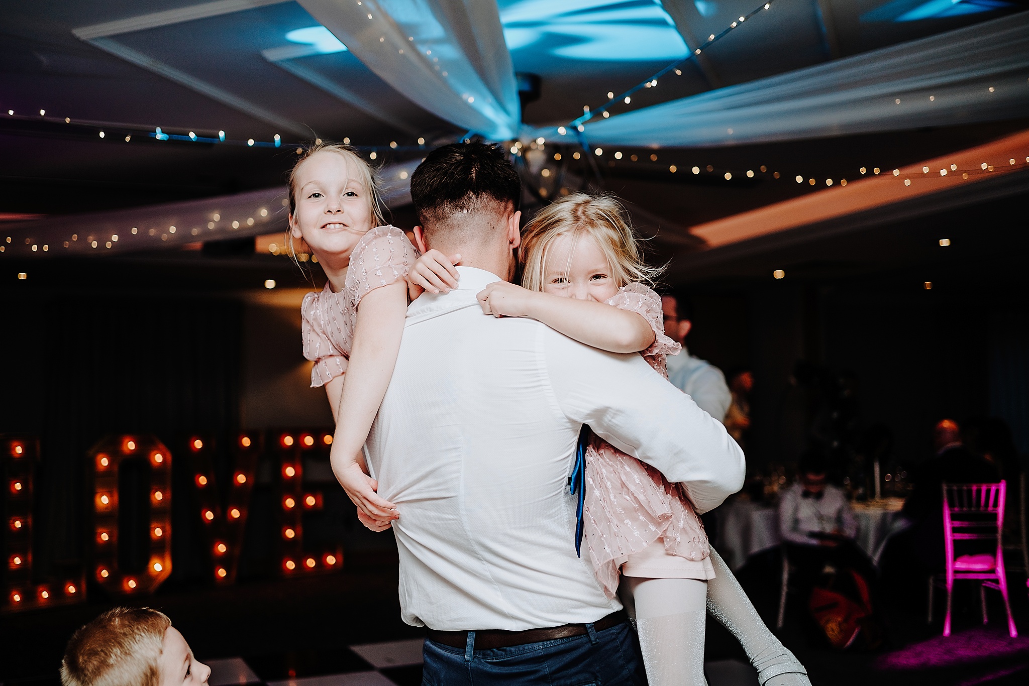 CHESHIRE-WEDDING-PHOTOGRAPHY-KATRINA-AARON-COTTONS-HOTEL-KNUTSFORD-53