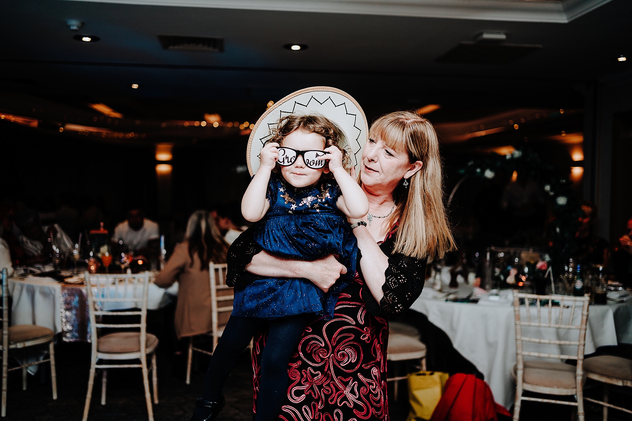 CHESHIRE-WEDDING-PHOTOGRAPHY-KATRINA-AARON-COTTONS-HOTEL-KNUTSFORD-64