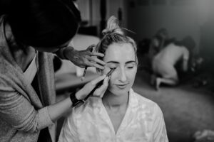 CHESHIRE-WEDDING-PHOTOGRAPHY-NIA-BEN-ISCOYD-PARK-3