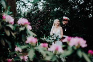 CHESHIRE-WEDDING-PHOTOGRAPHY-NIA-BEN-ISCOYD-PARK-50