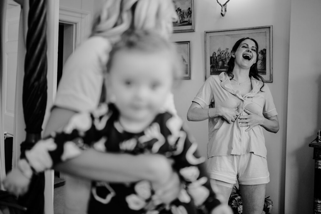 CHESHIRE-WEDDING-PHOTOGRAPHY-NIA-BEN-ISCOYD-PARK-6