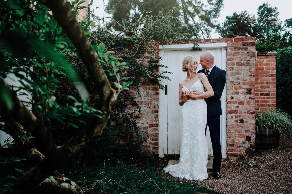 CHESHIRE-WEDDING-PHOTOGRAPHY-NIA-BEN-ISCOYD-PARK-69