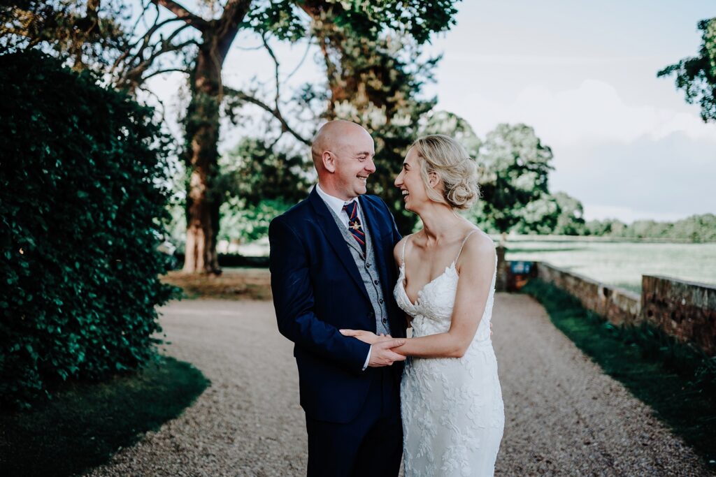 CHESHIRE-WEDDING-PHOTOGRAPHY-NIA-BEN-ISCOYD-PARK-72