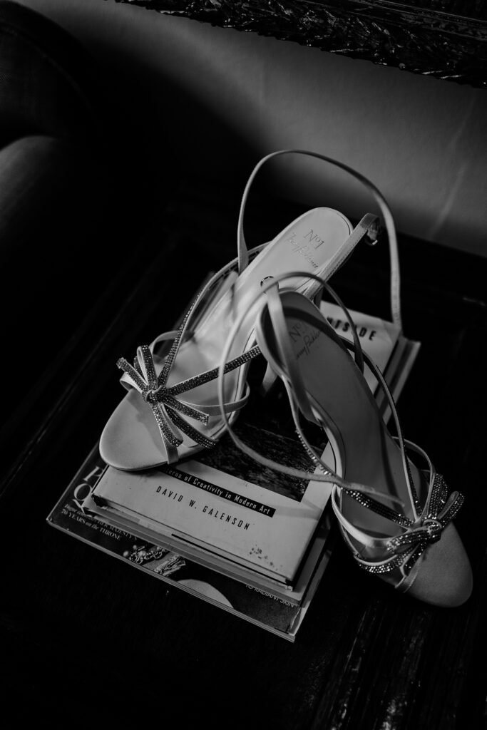 CHESHIRE-WEDDING-PHOTOGRAPHY-NIA-BEN-ISCOYD-PARK-8