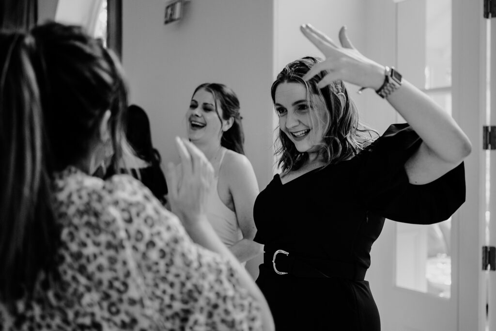 CHESHIRE-WEDDING-PHOTOGRAPHY-NIA-BEN-ISCOYD-PARK-82