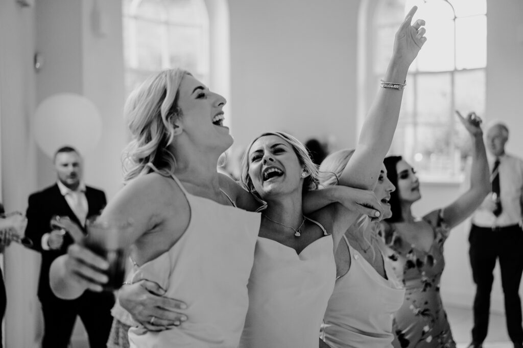 CHESHIRE-WEDDING-PHOTOGRAPHY-NIA-BEN-ISCOYD-PARK-89