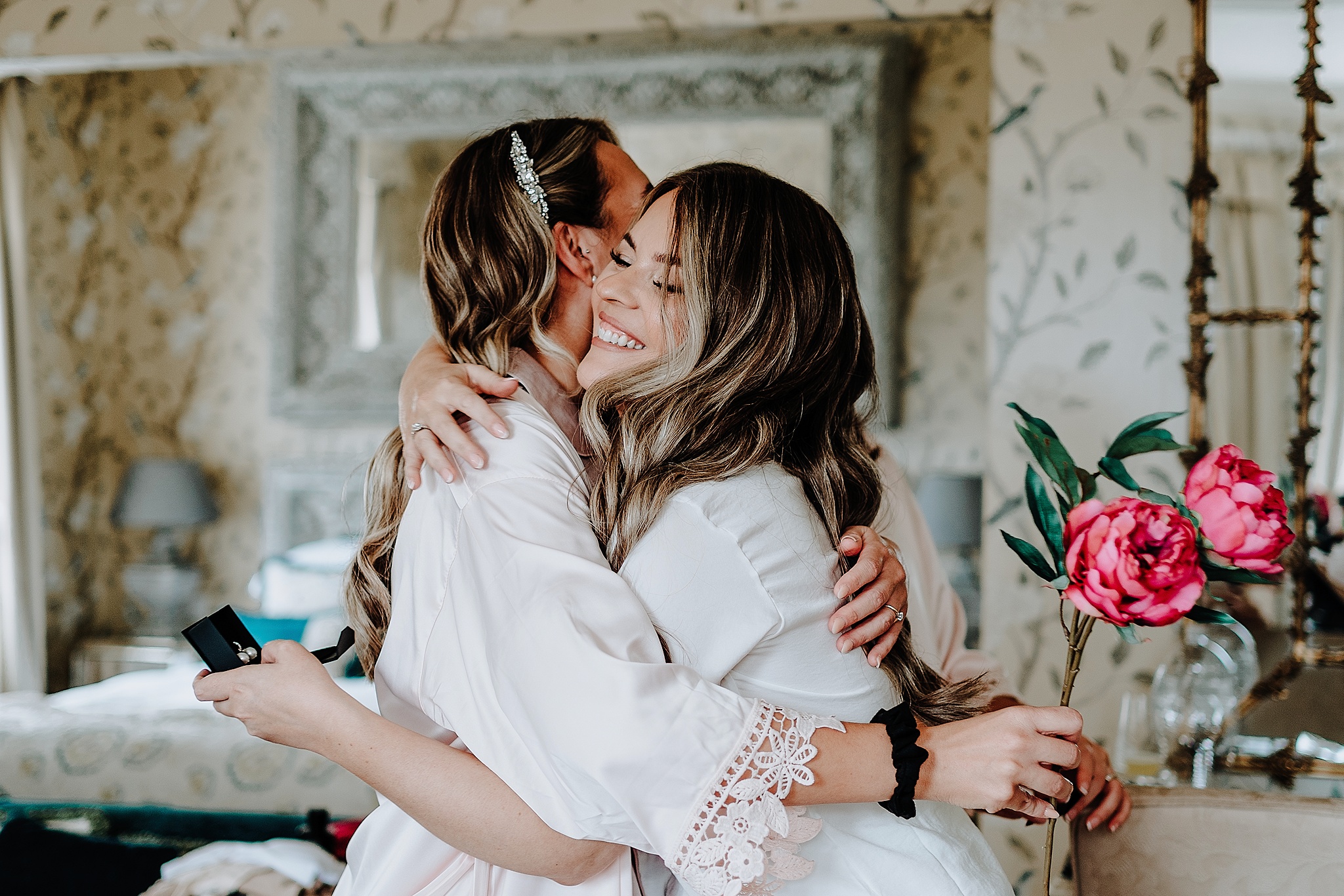 CHESHIRE-WEDDING-PHOTOGRAPHY-REBECCA-JAMES-EAVES-HALL-PHOTOGRAPHY-11
