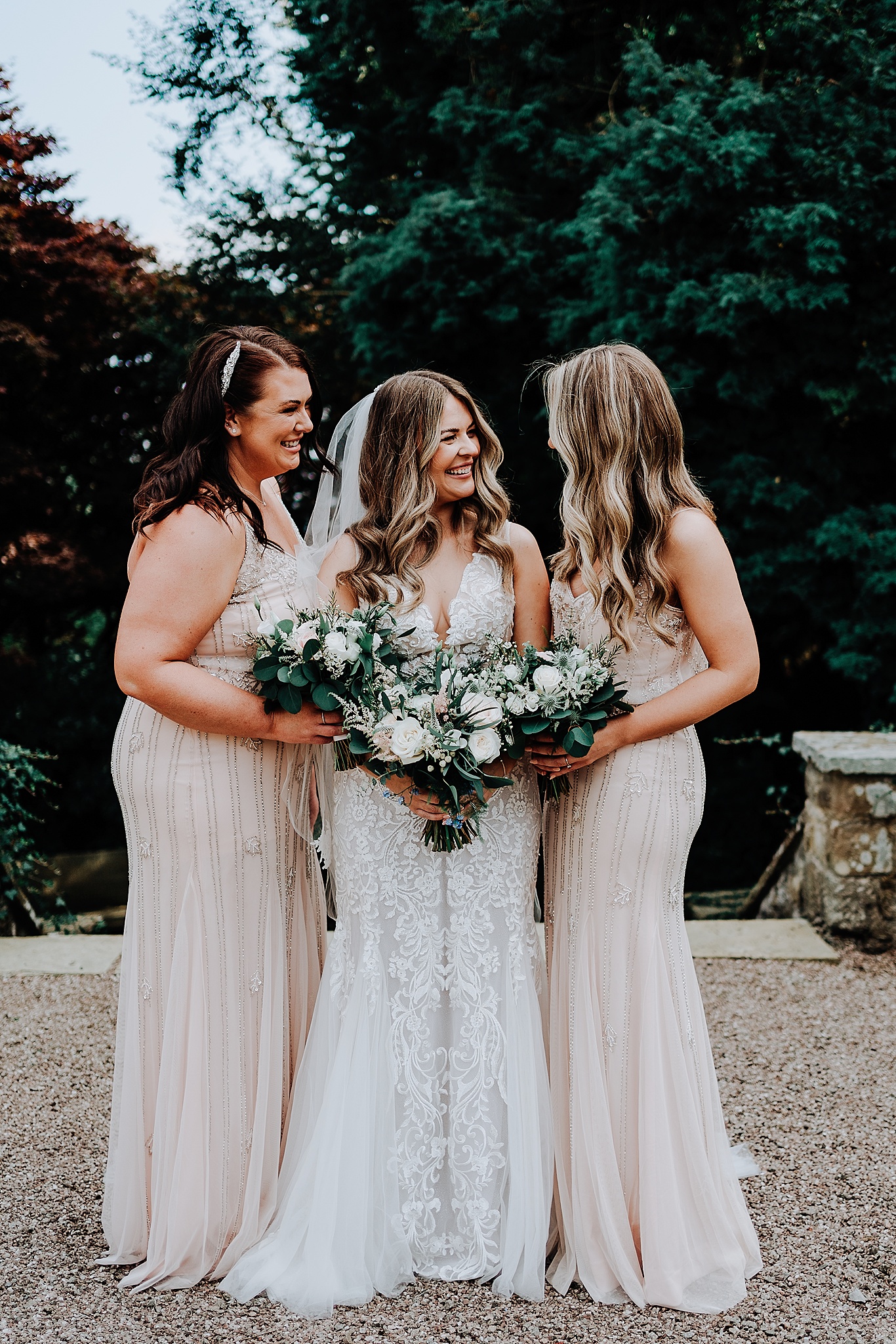 CHESHIRE-WEDDING-PHOTOGRAPHY-REBECCA-JAMES-EAVES-HALL-PHOTOGRAPHY-26