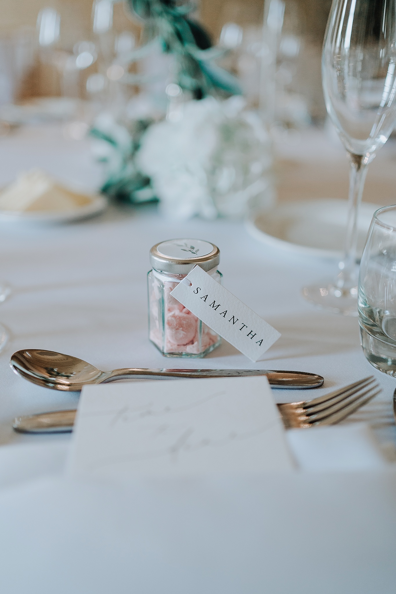 CHESHIRE-WEDDING-PHOTOGRAPHY-REBECCA-JAMES-EAVES-HALL-PHOTOGRAPHY-37