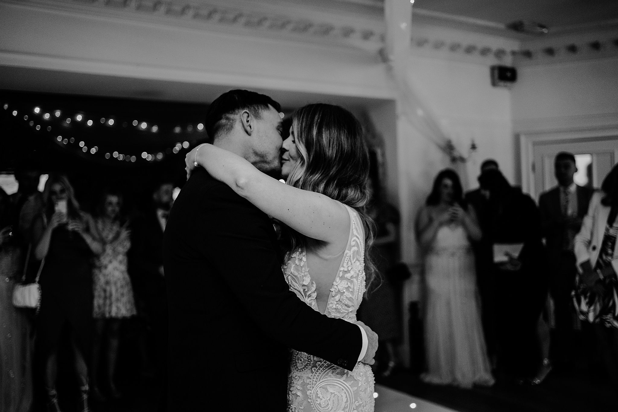 CHESHIRE-WEDDING-PHOTOGRAPHY-REBECCA-JAMES-EAVES-HALL-PHOTOGRAPHY-47