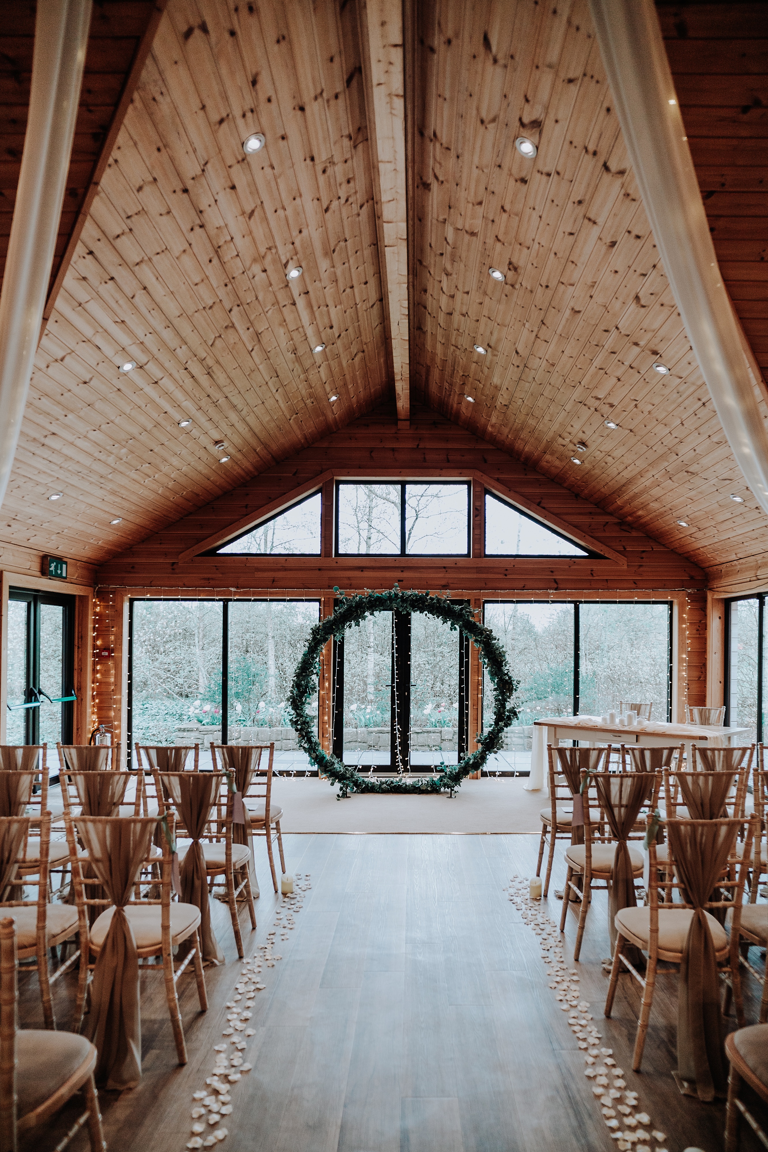 CHESHIRE-WEDDING-PHOTOGRAPHY-STYAL-LODGE-KIRSTY-JAMES-1